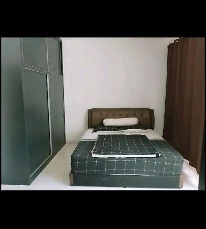 Imperial Jade Seri Alam Home Stay Masai Exterior photo